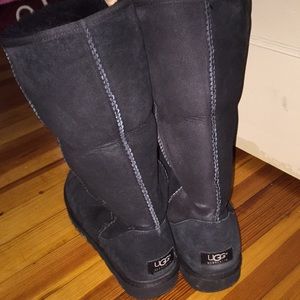 Tall Classic Ugg Boot (black)